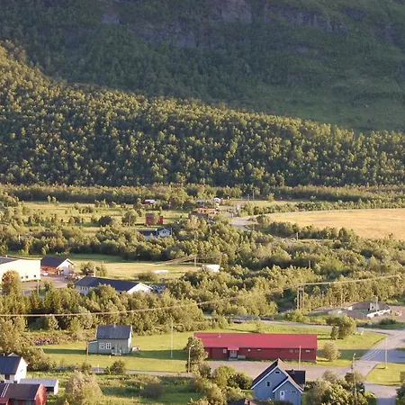 Basecamp مكان تخييم