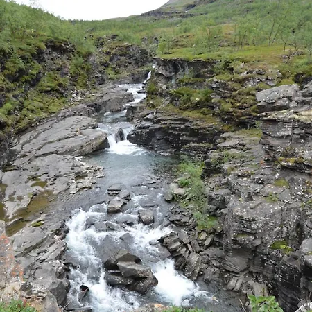 مكان تخييم Basecamp