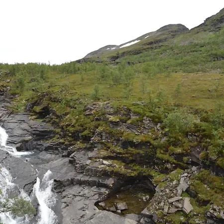 Basecamp مكان تخييم Birtavarre