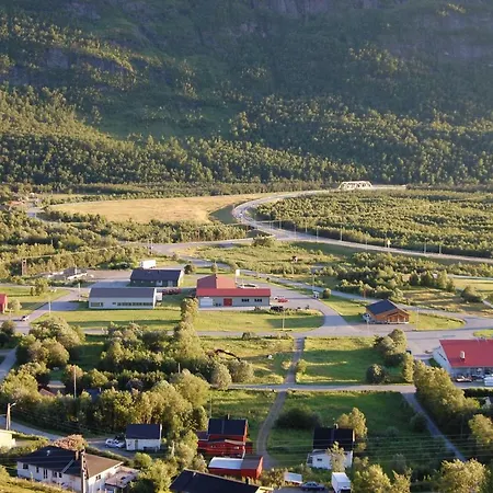 Camping Basecamp Birtavarre