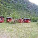 キャンプ場 Basecamp *